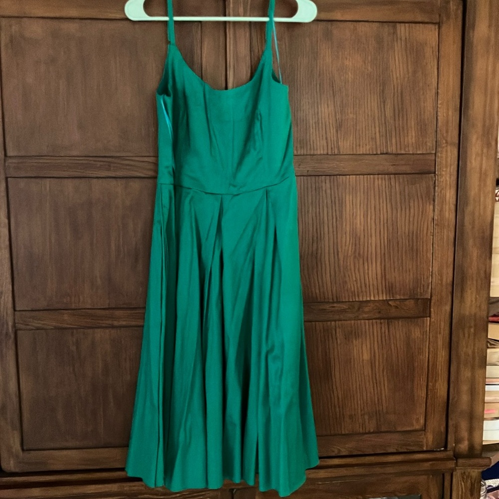 Elegant Green Women's Dress